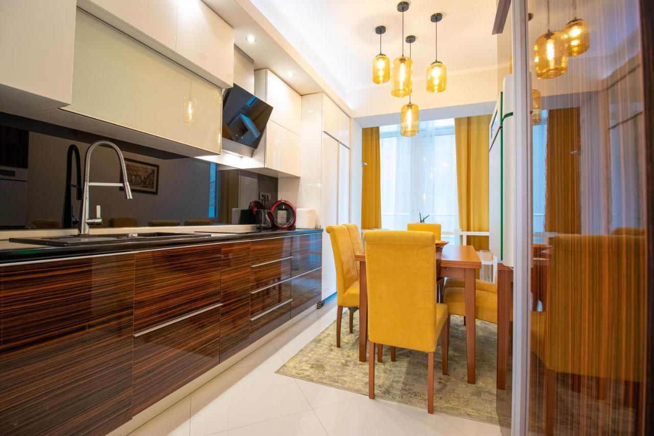 Dani City Center Apartment Belgrado Esterno foto